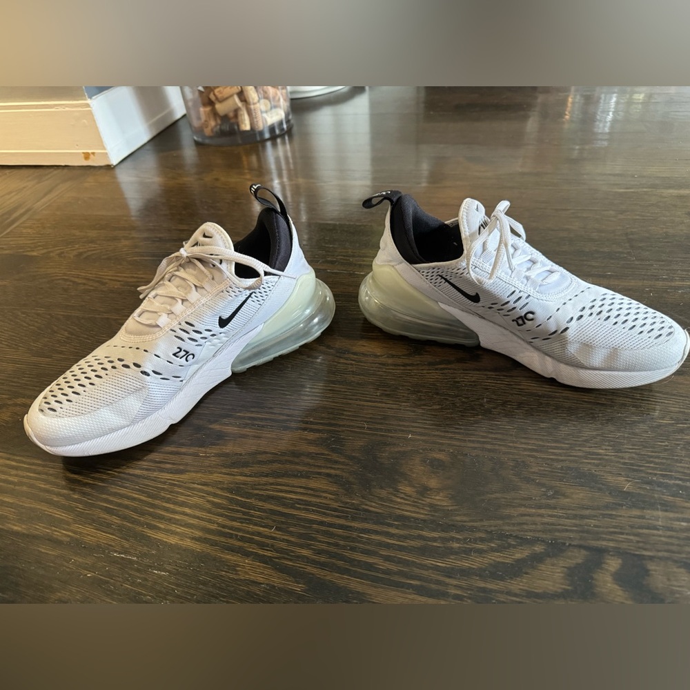 Nike Air Max 270